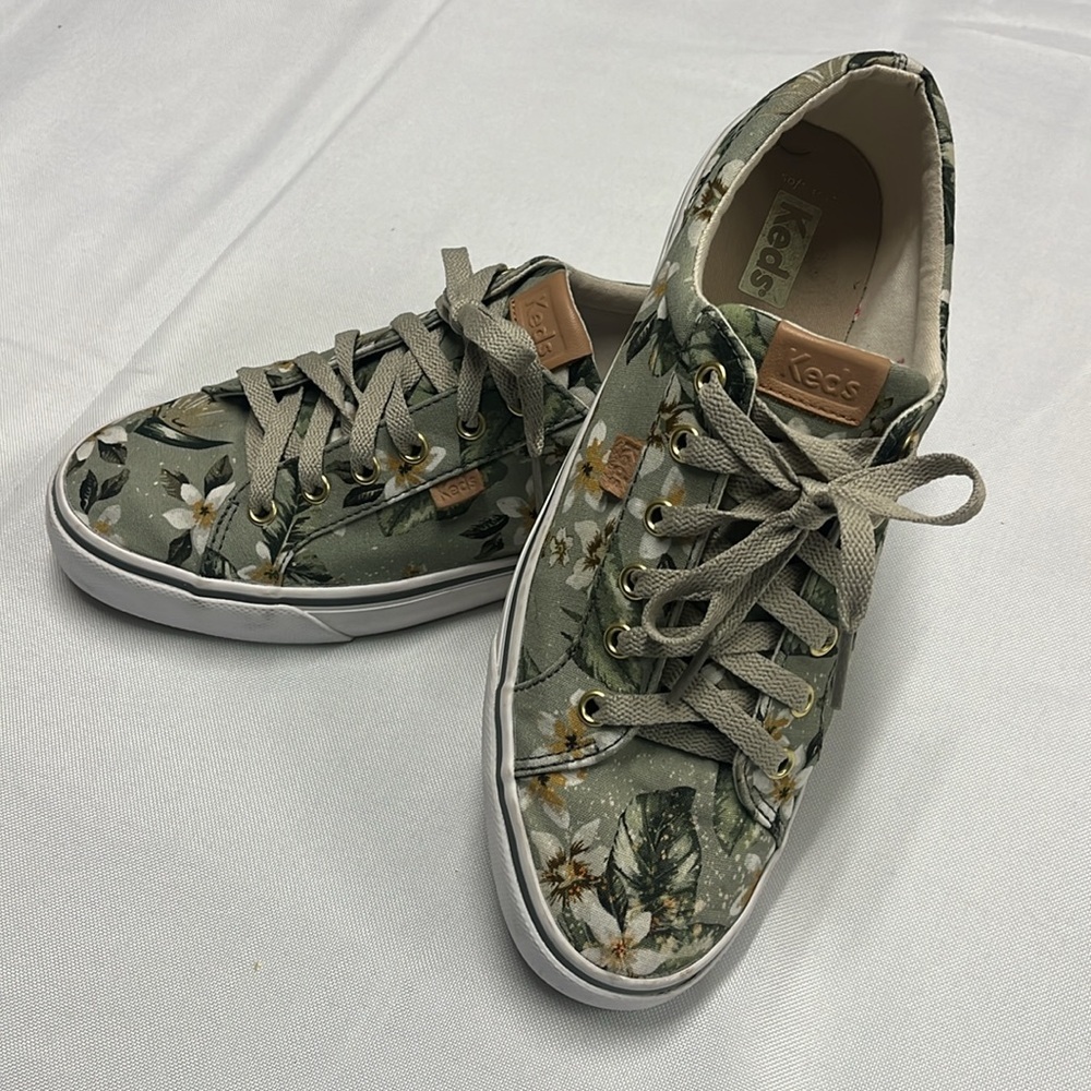 Keds Jump Kick Feet Sneakers Organic Cotton Tropical Print USA 10